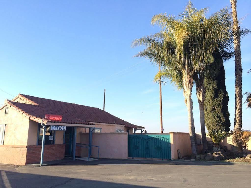 Hamlet Motel Newman ภายนอก รูปภาพ